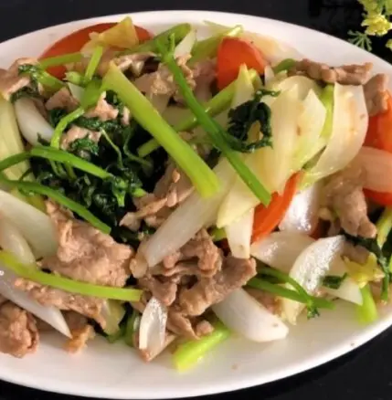 Hình ảnh Bò xào củ hành