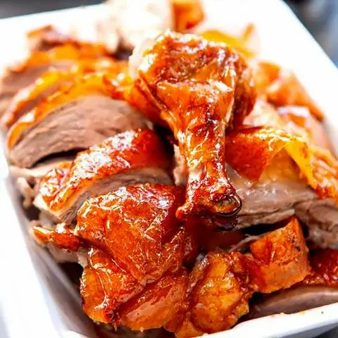 Hình ảnh Vịt quay nguyên con