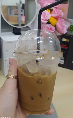 Hình ảnh Cafe sữa ly bình thường