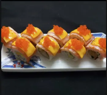 Hình ảnh Cuộn trứng phủ cá hồi - cheese - trứng cá M60