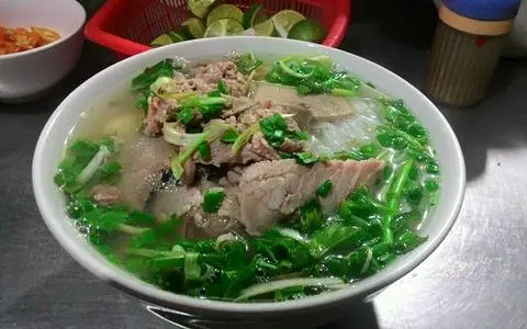 Hình ảnh Phở tái chín