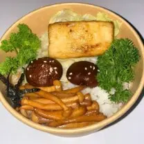 Hình ảnh Cơm cá Mekajiki áp chảo
