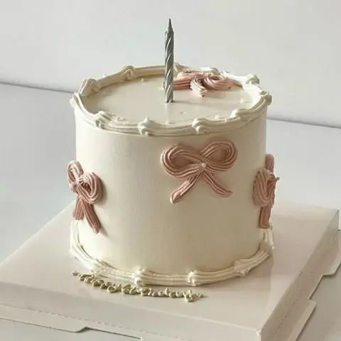 Hình ảnh Bánh kem size 12cm