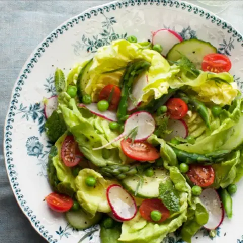 Hình ảnh Green garden salad