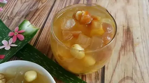 Hình ảnh Chè hạt sen nhãn nhục