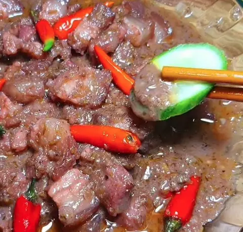 Hình ảnh Thịt kho mắm ruốc