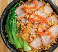 Hình ảnh Mì trộn xá xíu trứng cút