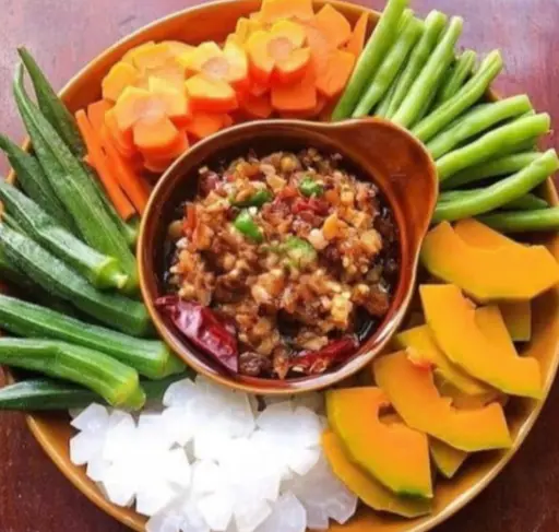Hình ảnh Kho quẹt rau luộc thập cẩm