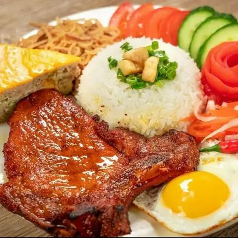 Hình ảnh Cơm sườn chả trứng