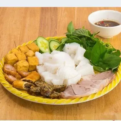 Hình ảnh Bún đậu thịt chả ốc- chả giò