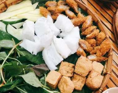 Hình ảnh Bún đậu nem chua
