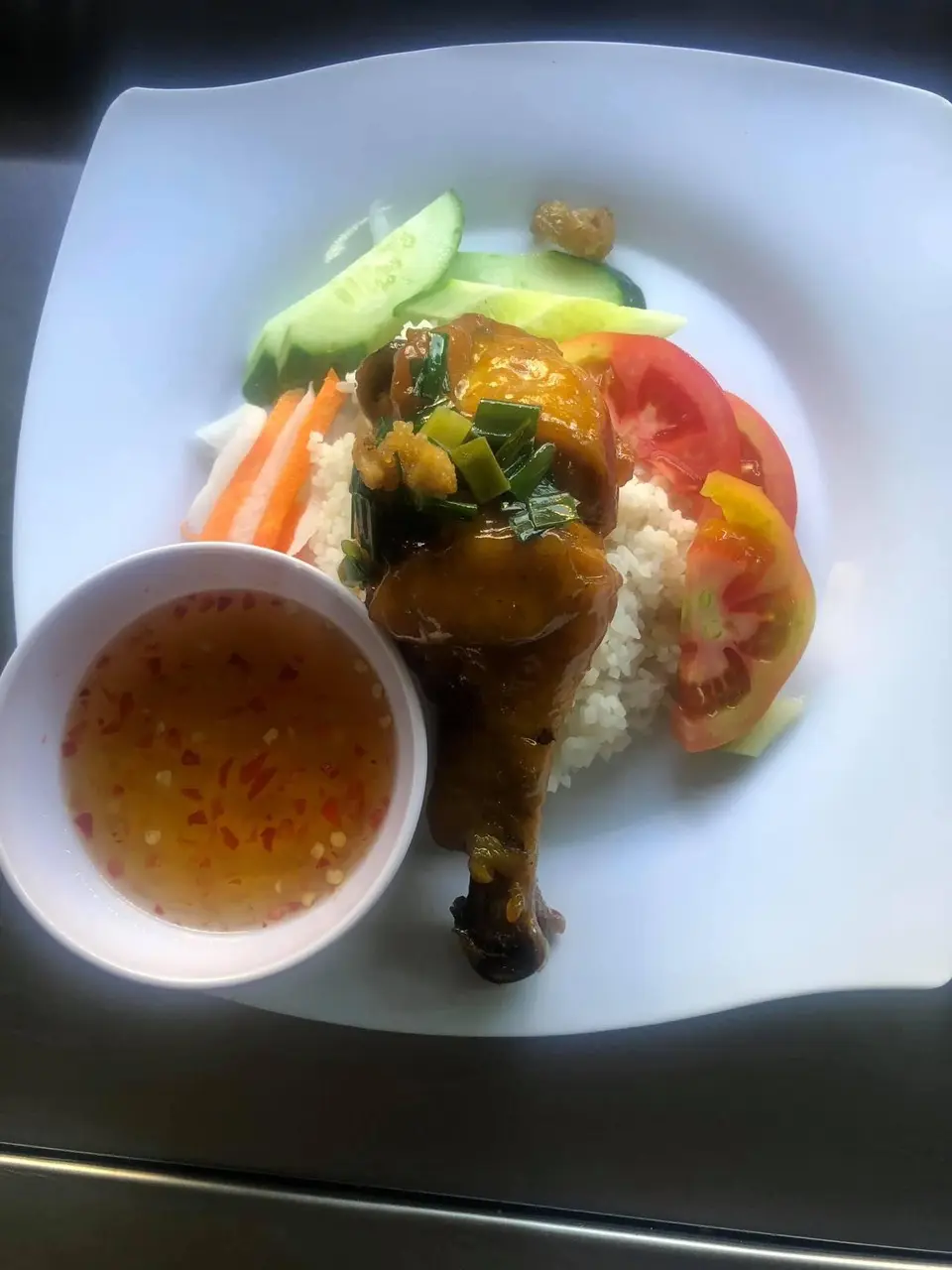 Hình ảnh Cơm tấm gà rô ti