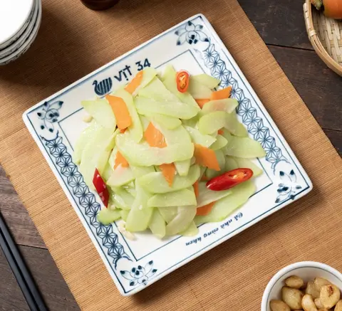Hình ảnh Su su xào tỏi