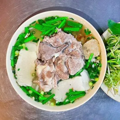 Hình ảnh Bánh canh tô lớn