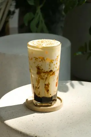 Hình ảnh Kem trứng táo đỏ long nhãn