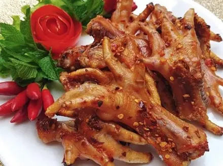 Hình ảnh Chân gà nướng muối ớt