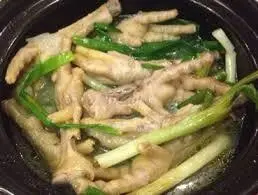 Hình ảnh Chân gà hấp hành