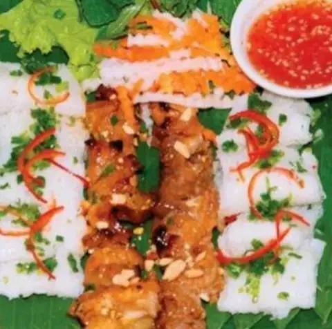 Hình ảnh Bánh hỏi thập cẩm đặc biệt