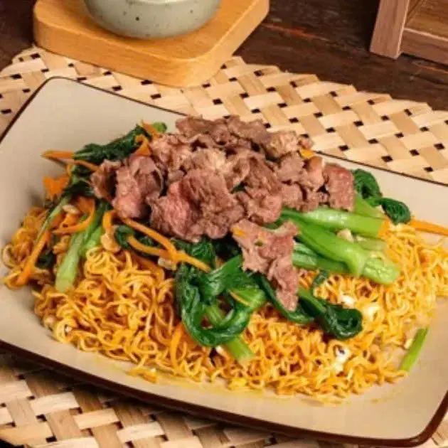 Hình ảnh Mì xào bò