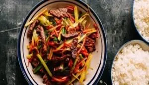 Hình ảnh Cơm bò Tứ Xuyên