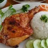 Hình ảnh Cơm đùi gà nướng mật ong rừng