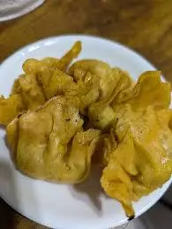 Hình ảnh Hoành thánh viên chiên - 4 viên