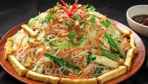 Hình ảnh Bún gạo xào chay