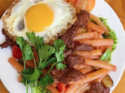 Hình ảnh Nui xào bò trứng