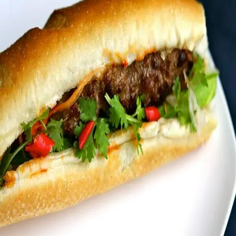 Hình ảnh Bánh mì thịt nướng