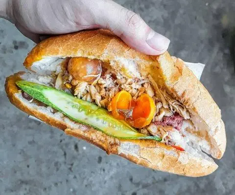 Hình ảnh Bánh mì đặc biệt