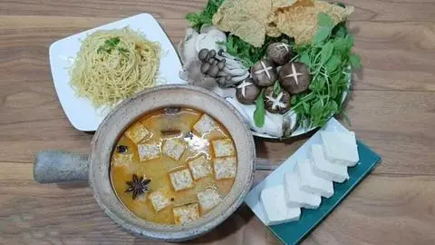 Hình ảnh Lẩu chao