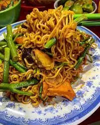 Hình ảnh Mì xào phá lấu
