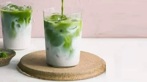 Hình ảnh Sữa tươi matcha - thanh mát thơm vị trà xanh