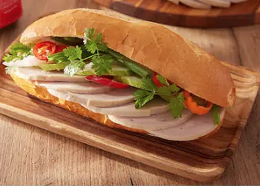 Hình ảnh Bánh mì chả lụa