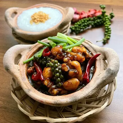 Hình ảnh Cháo ếch 3 con