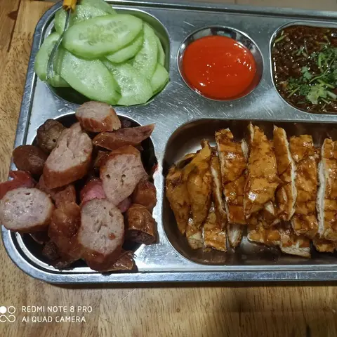 Hình ảnh 2 Bánh Mỳ - 1xiên Thịt - 1 Xúc Xích - 1 Lạp Xưởng - 1 Nem Nướng - 1 Cocacola