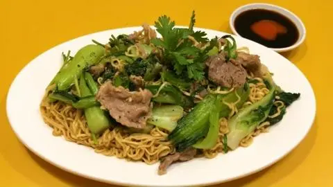 Hình ảnh Mì xào bò