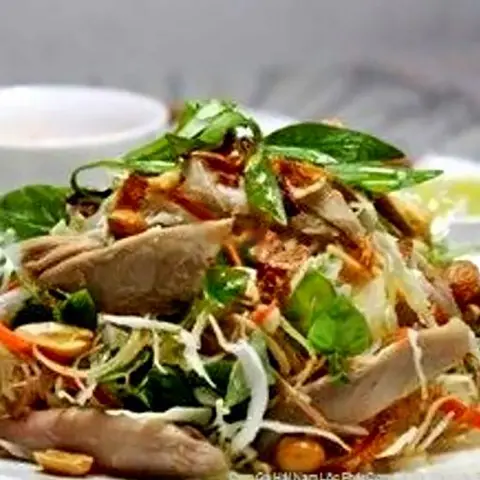 Hình ảnh Cơm gỏi đùi gà