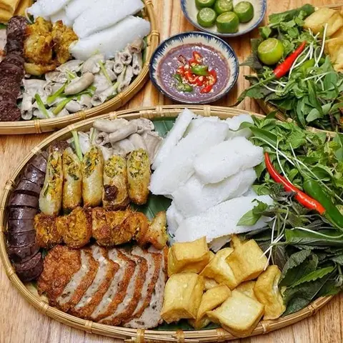 Hình ảnh Bún đậu thập cẩm