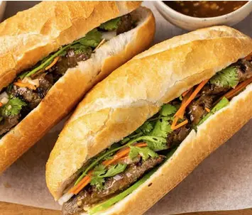 Hình ảnh Bánh mì thịt chả