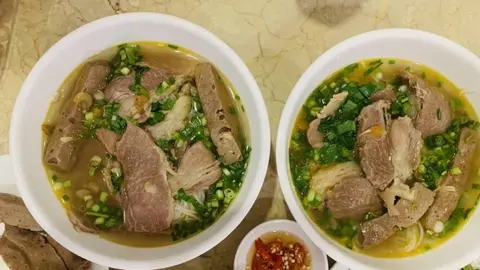 Hình ảnh Bún bò nạm