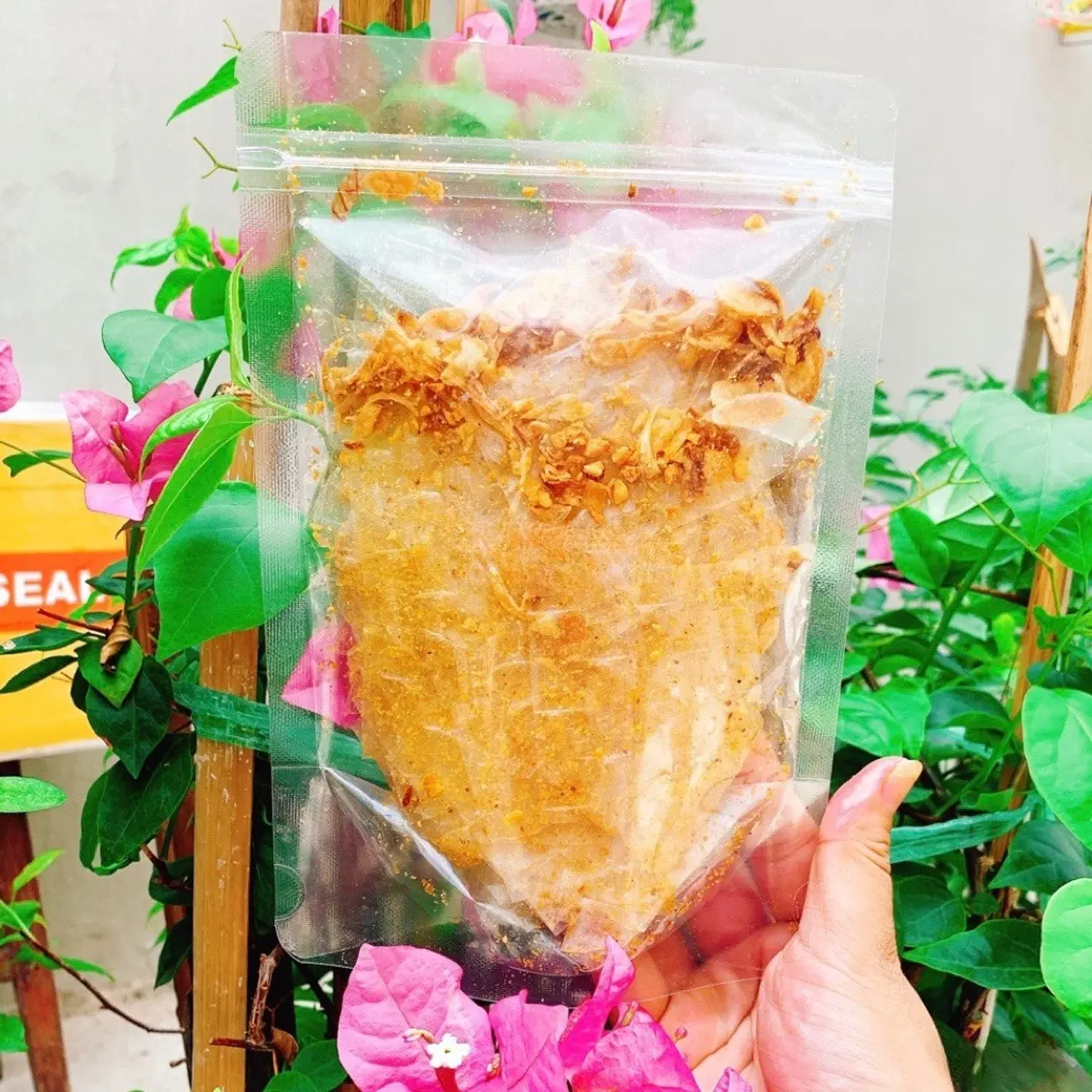 Hình ảnh Bánh tráng tỏi hành phi