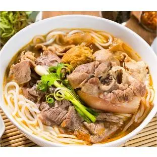 Hình ảnh Bún bò chả giò nạm