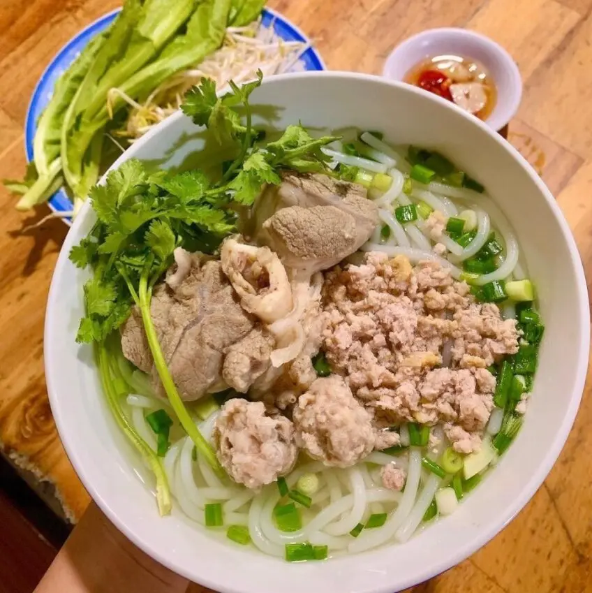 Hình ảnh Bánh canh sườn non