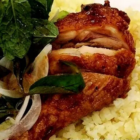 Hình ảnh Cơm gà rôti