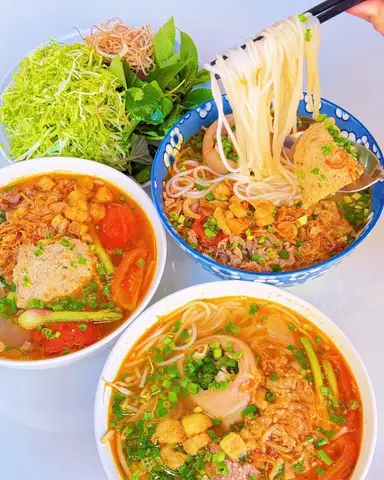 Hình ảnh Bún riêu bò
