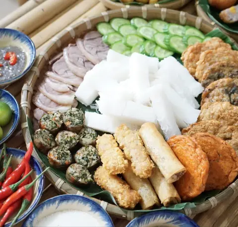 Hình ảnh Bún đậu thập cẩm