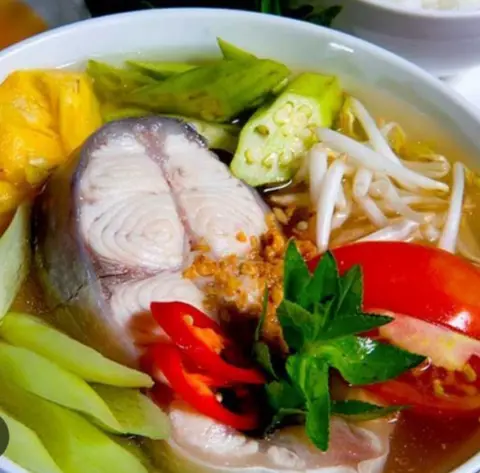 Hình ảnh Canh chua cá ( Cá điêu hồng_ Cá hú)