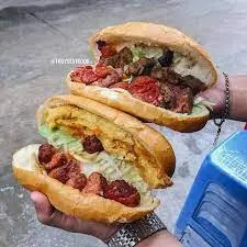 Hình ảnh Bánh mì bò viên