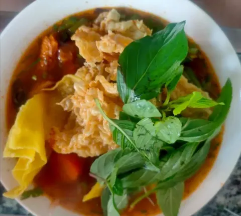 Hình ảnh Hoành thánh nước lèo chay